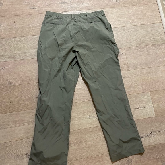 Green men’s khaki trousers - Picture 2 of 2